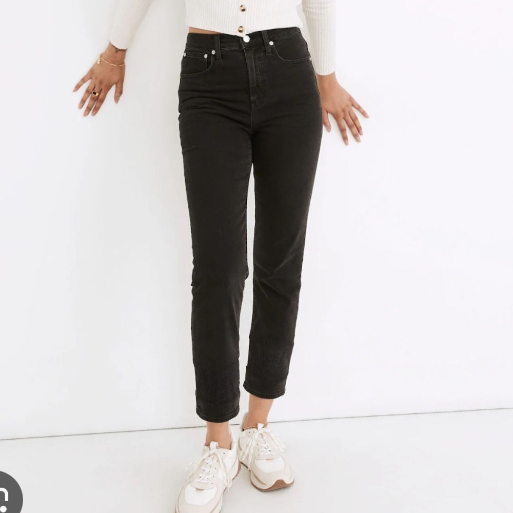 Madewell Straight Leg Jeans in Black